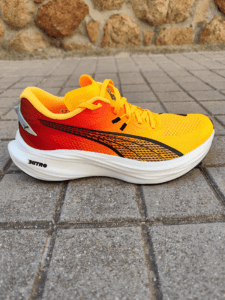 Lee más sobre el artículo Puma DEVIATE NITRO 3