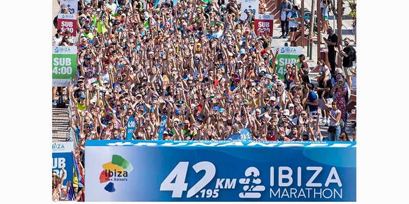 En este momento estás viendo El Santa Eulària Ibiza Marathon supera los 5.000 inscritos en su octava edición y apunta a un nuevo récord de participación.