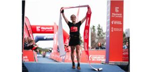 Lee más sobre el artículo Inés Astrain bate el récord histórico y se corona campeona dela MiM Penyagolosa Trails 2025