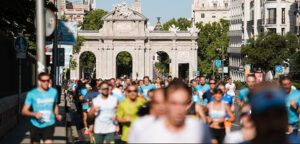 Lee más sobre el artículo NOCHE, DEPORTE Y MADRID, UNIDOS POR LA CARRERA POPULAR DISTRITO RETIRO