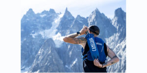 Lee más sobre el artículo Afrontar un ultra trail. La estrategia de equipamiento de 12L firmada por CamelBak: