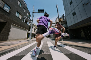 Lee más sobre el artículo ASICS HOMENAJEA LA CIUDAD DE TOKIO CON LA NUEVA  COLECCIÓN TOKIO