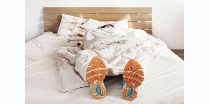 En este momento estás viendo DORMIR BIEN, EL ENTRENAMIENTO INVISIBLE QUE ELEVA EL RENDIMIENTO DEPORTIVO.