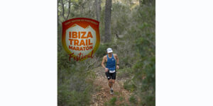 Lee más sobre el artículo Ángel Accino y Vera Bernardo, ganadores de la distancia reina de la Ibiza Trail Maratón