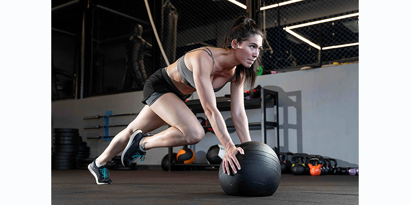 Lee más sobre el artículo El CrossFit, el aliado perfecto para empezar el año cuidando cuerpo y mente.