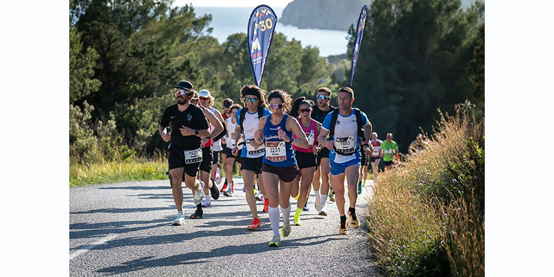 Lee más sobre el artículo La Ibiza Media Maratón hace historia: supera los 4.000 inscritos y bate su récord absoluto a dos meses de la cita.