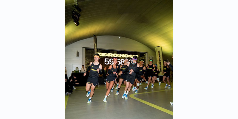 En este momento estás viendo Saucony redefine la competición urbana con THE MAZE ZE:RO HO:UR
