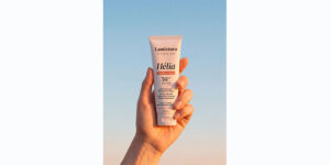 Lee más sobre el artículo ¿Sabías que solo 1 de cada 100 protectores solares respeta el equilibrio hormonal femenino?