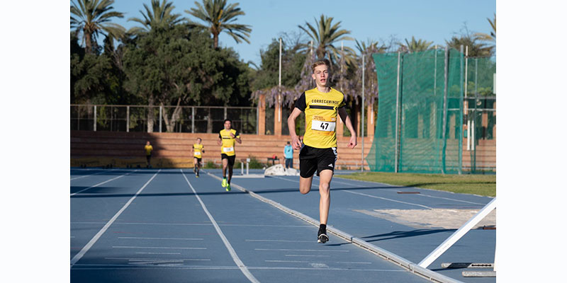Lee más sobre el artículo ‘Comparte Maratón Valencia’ renueva el tartán del Estadi del Túria