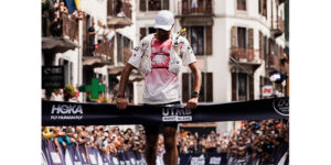 Lee más sobre el artículo Ben Dhiman conquista el UTMB 2026 tras elevar un 30% su volumen de entrenamiento.
