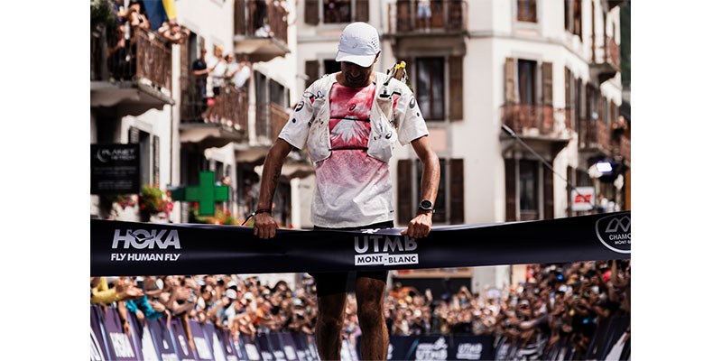 Lee más sobre el artículo Ben Dhiman conquista el UTMB 2026 tras elevar un 30% su volumen de entrenamiento.