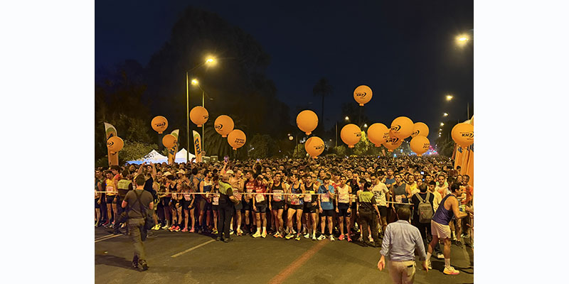 SEVILLA CELEBRA UNA EDICIÓN HISTÓRICA DE RÉCORD CON 26.000 CORREDORES EN LA XXXVIII CARRERA NOCTURNA DEL GUADALQUIVIR KH-7.